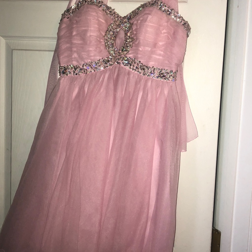 pink dress